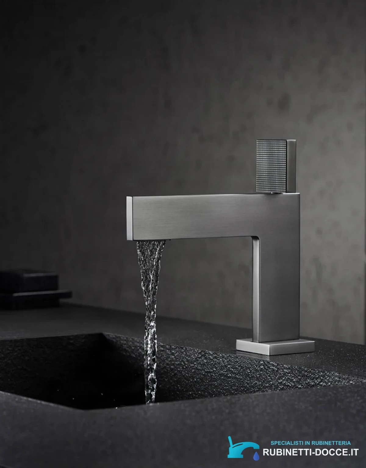 Rubinetto da bagno ELITE EDITION BS1420 in ottone con getto a cascata, disponibile in più finiture