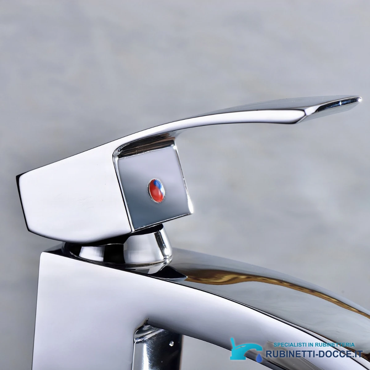Elegante miscelatore bagno EYN 017 in cromo lucido