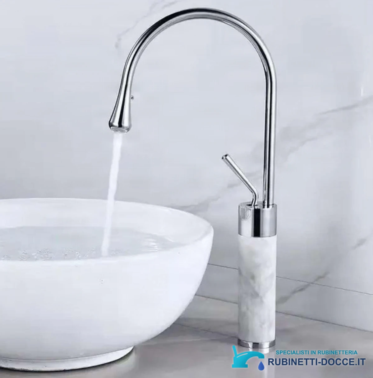 Miscelatore per lavabo EYN BF0954 da piano in ottone con bocca girevole, in più finiture tra cui oro spazzolato e nero